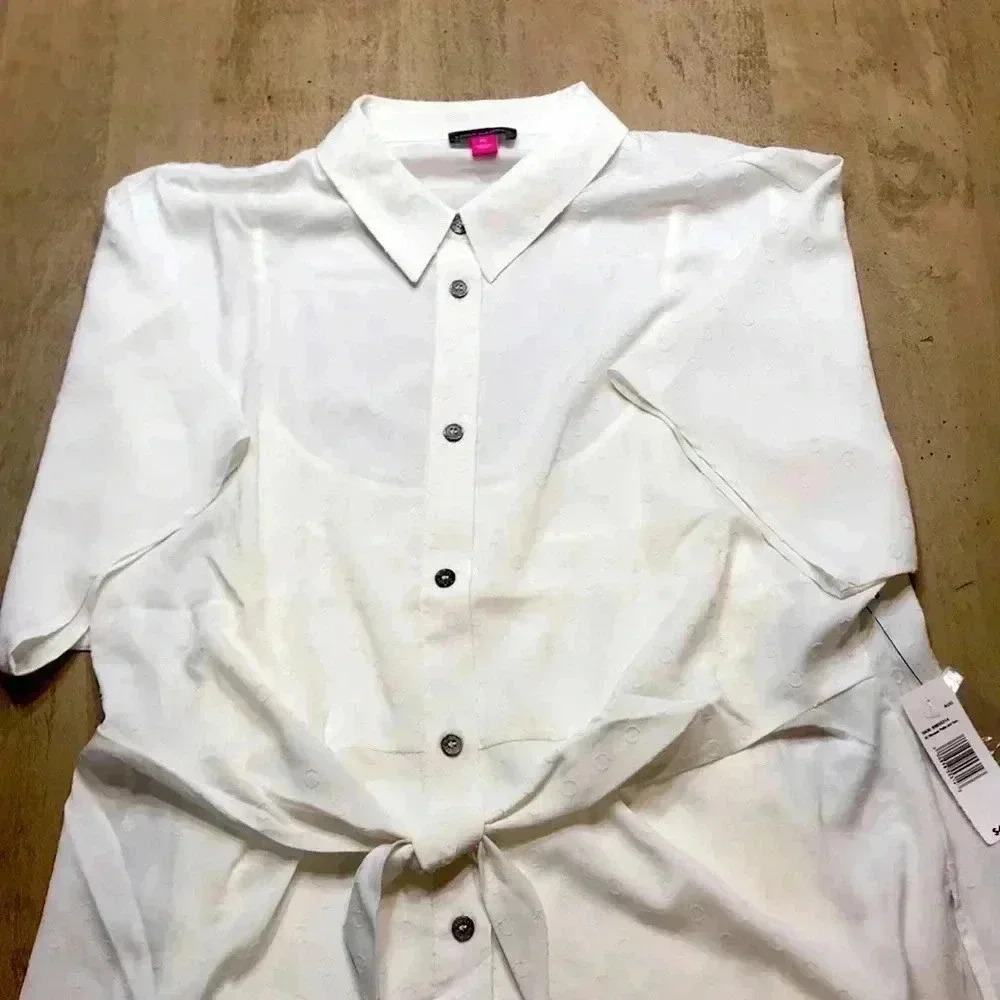 NWT Vince Camuto blouse with camisole petite L